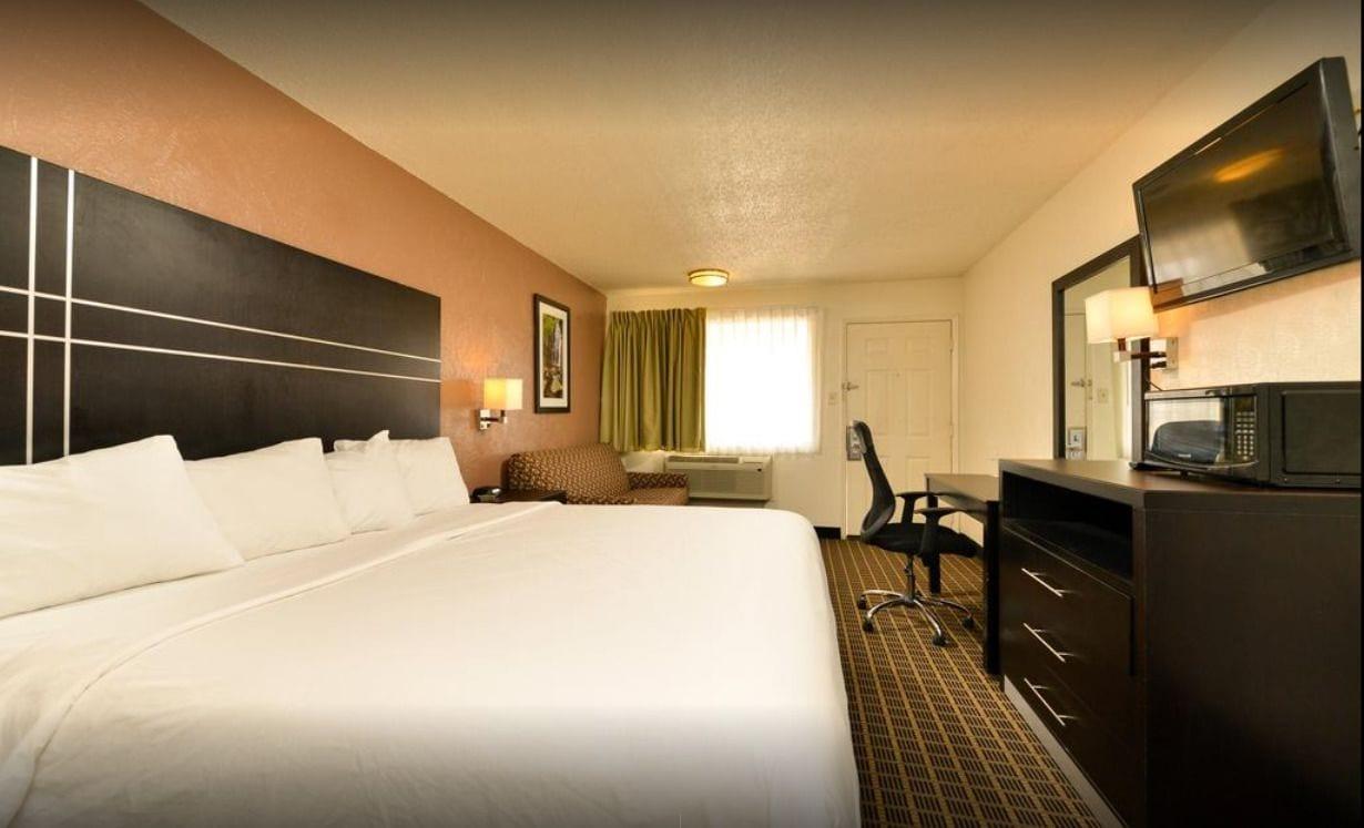Quality Inn Gonzales Экстерьер фото