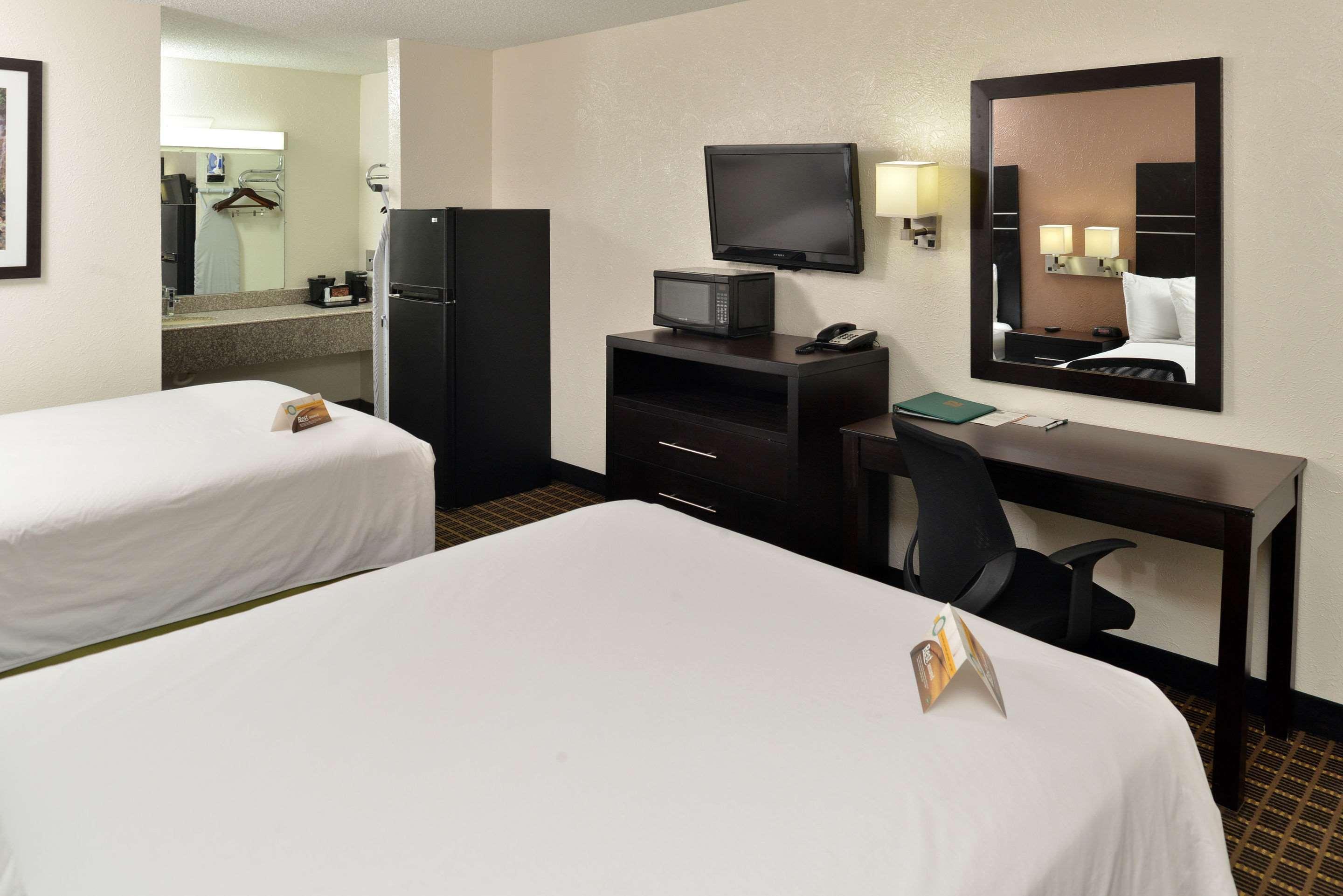 Quality Inn Gonzales Экстерьер фото